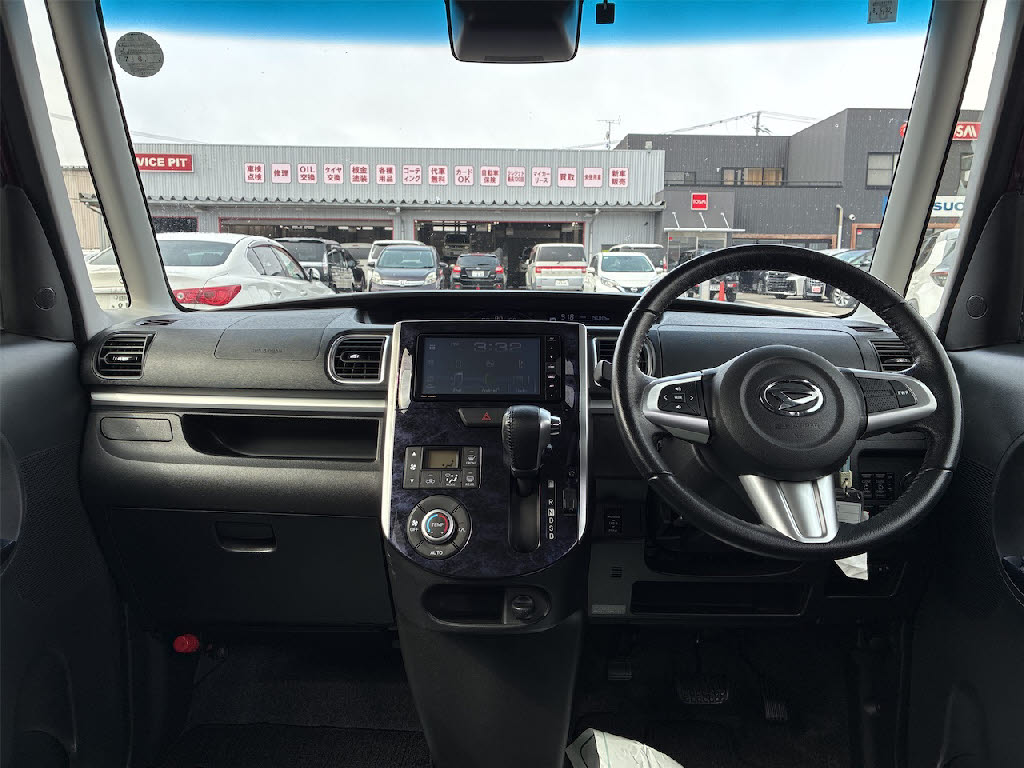 ダイハツ タントカスタム 4WDｶｽﾀﾑRSﾄｯﾌﾟｴﾃﾞｨｼｮﾝSAⅢ