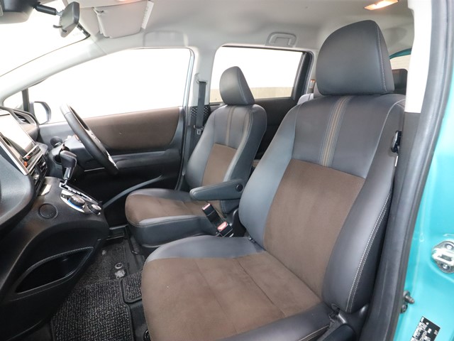 トヨタ シエンタ G クエロ