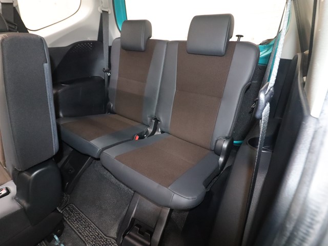 トヨタ シエンタ G クエロ