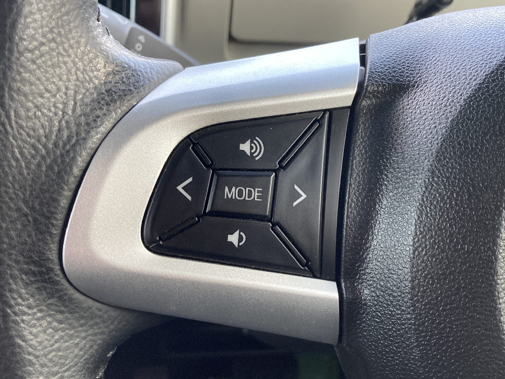 ダイハツ ムーヴキャンバス GﾌﾞﾗｯｸｱｸｾﾝﾄVS SA3 4WD