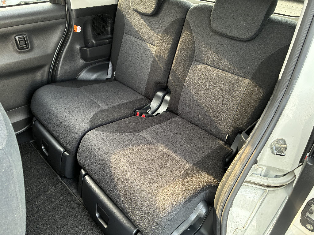 ダイハツ ムーヴキャンバス GﾌﾞﾗｯｸｱｸｾﾝﾄVS SA3 4WD