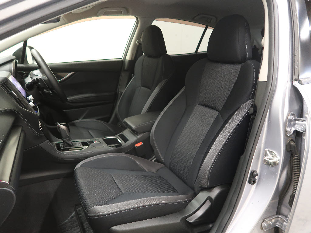 スバル インプレッサスポーツ 2.0I-Lアイサイト