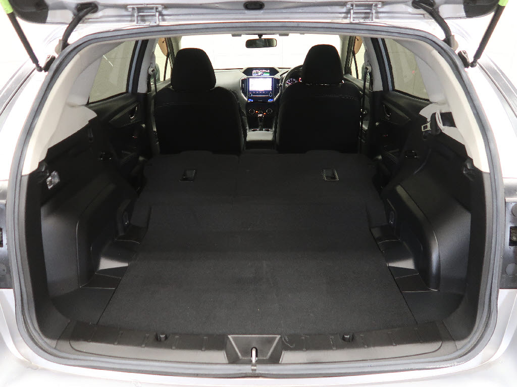 スバル インプレッサスポーツ 2.0I-Lアイサイト