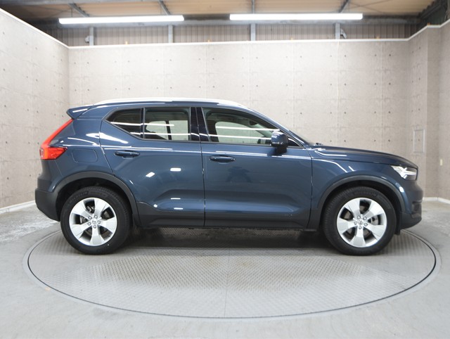 ボルボ ボルボ ＸＣ４０ B4 モメンタム