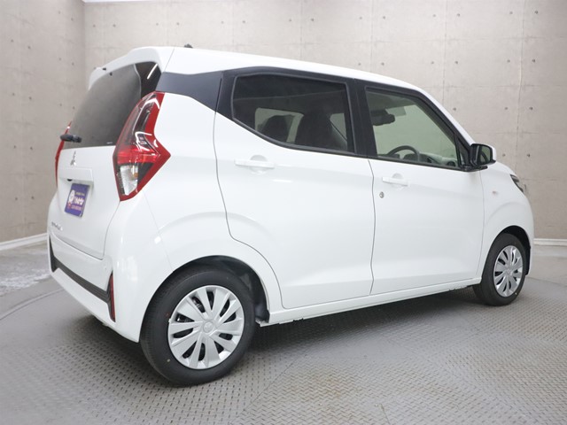 三菱 ｅＫワゴン M　<届出済み未使用車>
