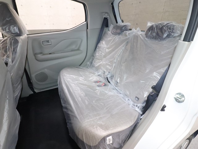 三菱 ｅＫワゴン M　<届出済み未使用車>