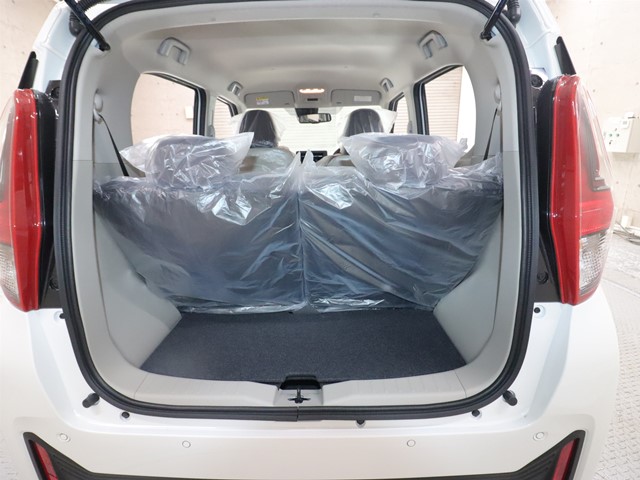 三菱 ｅＫワゴン M　<届出済み未使用車>