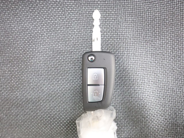 三菱 ｅＫワゴン M　<届出済み未使用車>