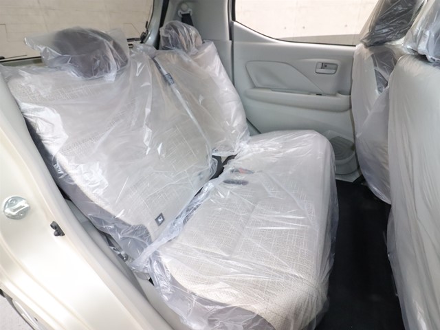 三菱 ｅＫワゴン M　<届出済み未使用車>