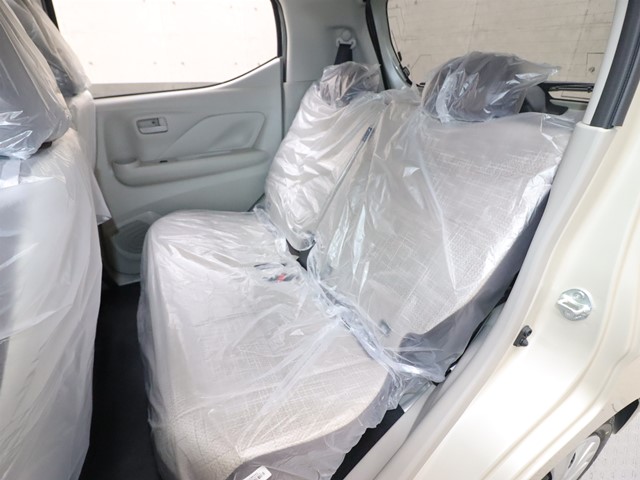 三菱 ｅＫワゴン M　<届出済み未使用車>