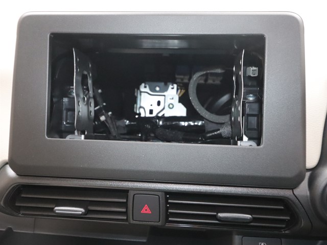 三菱 ｅＫワゴン M　<届出済み未使用車>