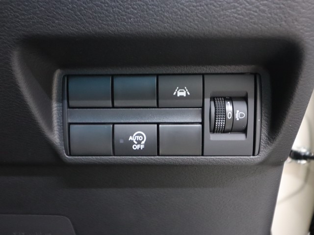 三菱 ｅＫワゴン M　<届出済み未使用車>