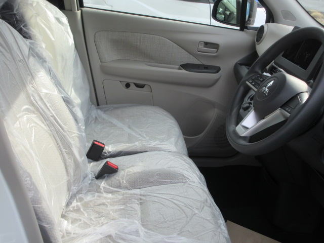 三菱 ｅＫワゴン M　【届出済未使用車】