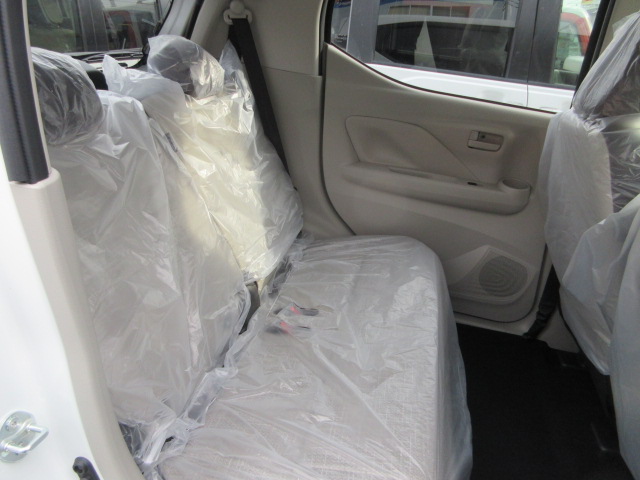 三菱 ｅＫワゴン M　【届出済未使用車】