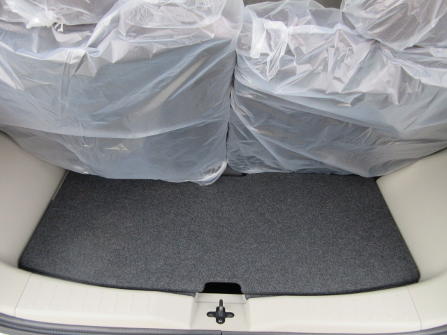 三菱 ｅＫワゴン M　【届出済未使用車】