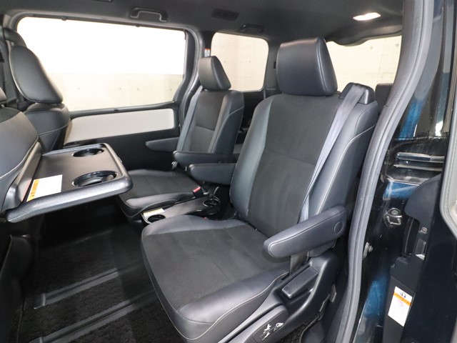 トヨタ ノア Ｓｉ ＷｘＢ　Ｙ車