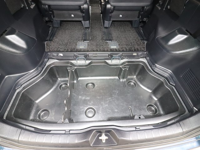 トヨタ ノア Ｓｉ ＷｘＢ　Ｙ車