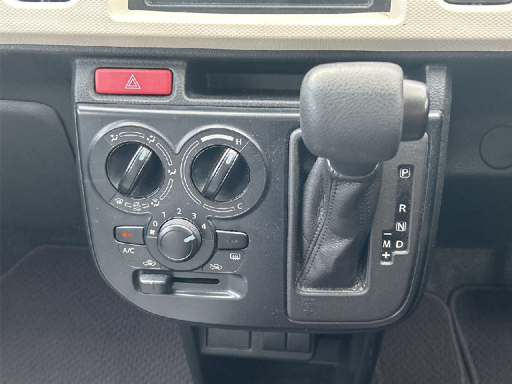 スズキ アルト 4WD VP