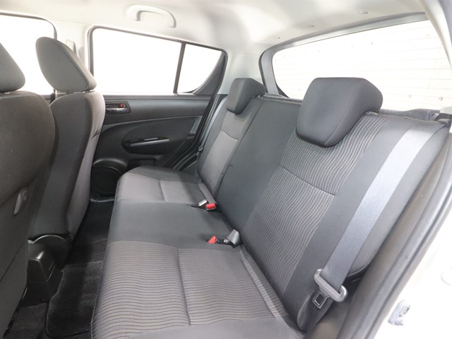 スズキ スイフト XL