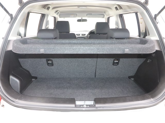 スズキ スイフト XL