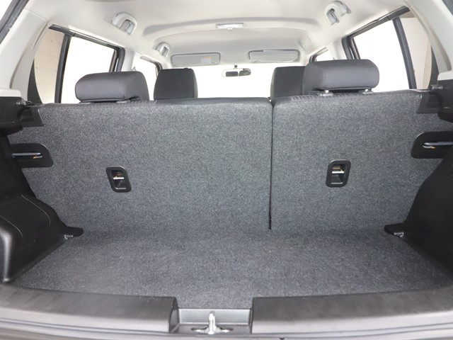 スズキ スイフト XL