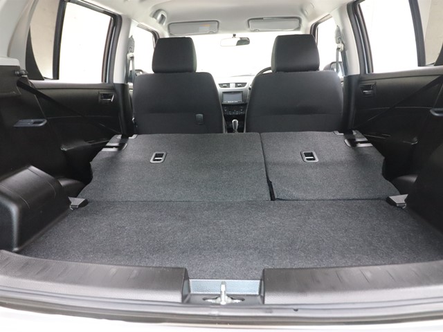 スズキ スイフト XL