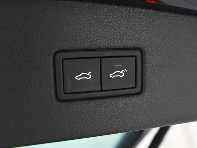 フォルクスワーゲン ＶＷティグアン TDI-4ﾓｰｼｮﾝｺﾝﾌｫｰﾄﾗｲﾝ