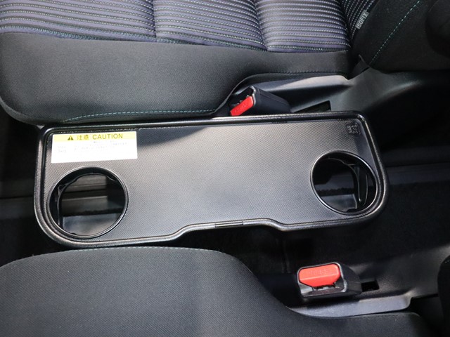 トヨタ ヴォクシー ＺＳ煌２