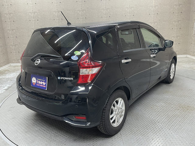 ニッサン ノート ｅパワーＸ