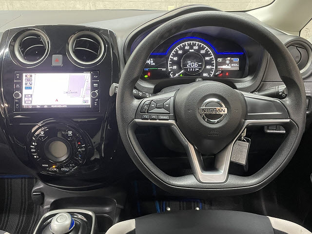 ニッサン ノート ｅパワーＸ