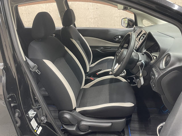 ニッサン ノート ｅパワーＸ