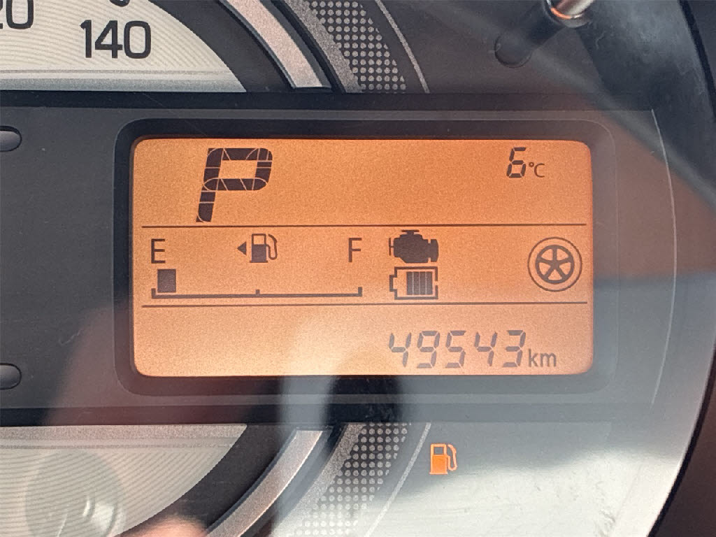 スズキ スペーシア HV X