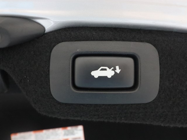 レクサス レクサス ＬＳ ６００ｈ　バージョンＬ