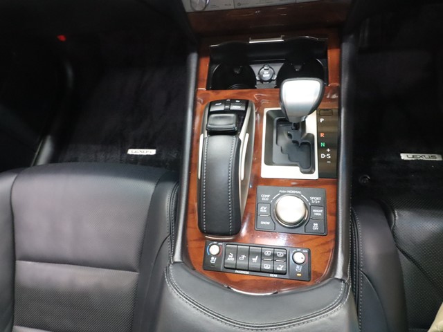 レクサス レクサス ＬＳ ６００ｈ　バージョンＬ