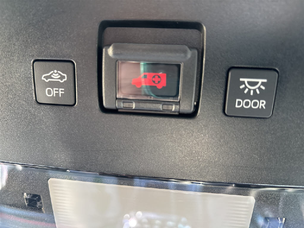 トヨタ クラウンＨＶ S FOUR ｽﾎﾟｰﾂｽﾀｲﾙ