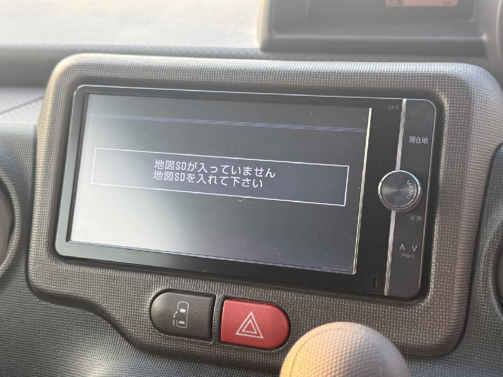 トヨタ スペイド 4WD F