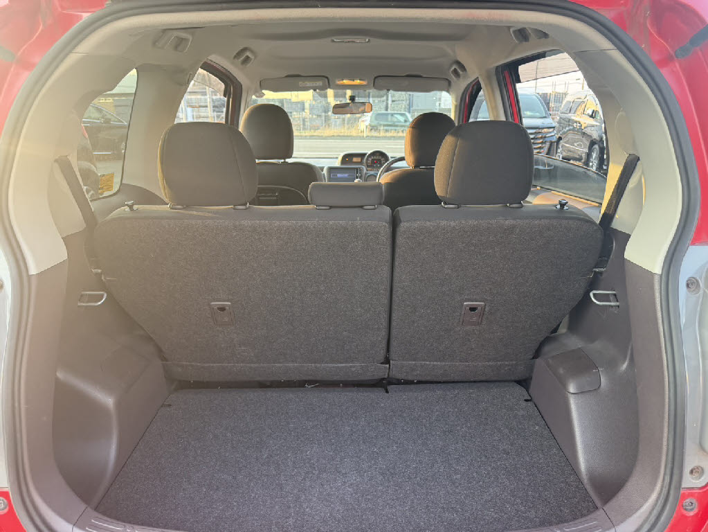 トヨタ スペイド 4WD F