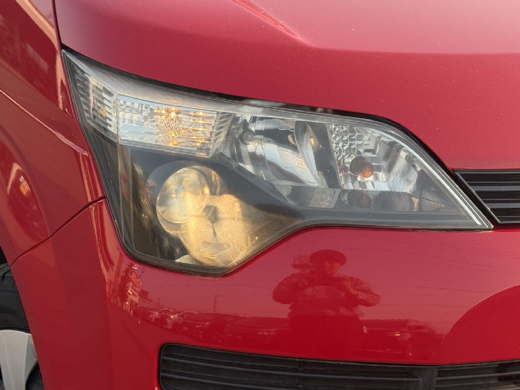 トヨタ スペイド 4WD F