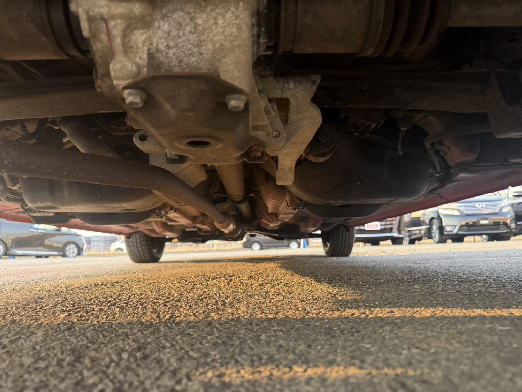 トヨタ スペイド 4WD F