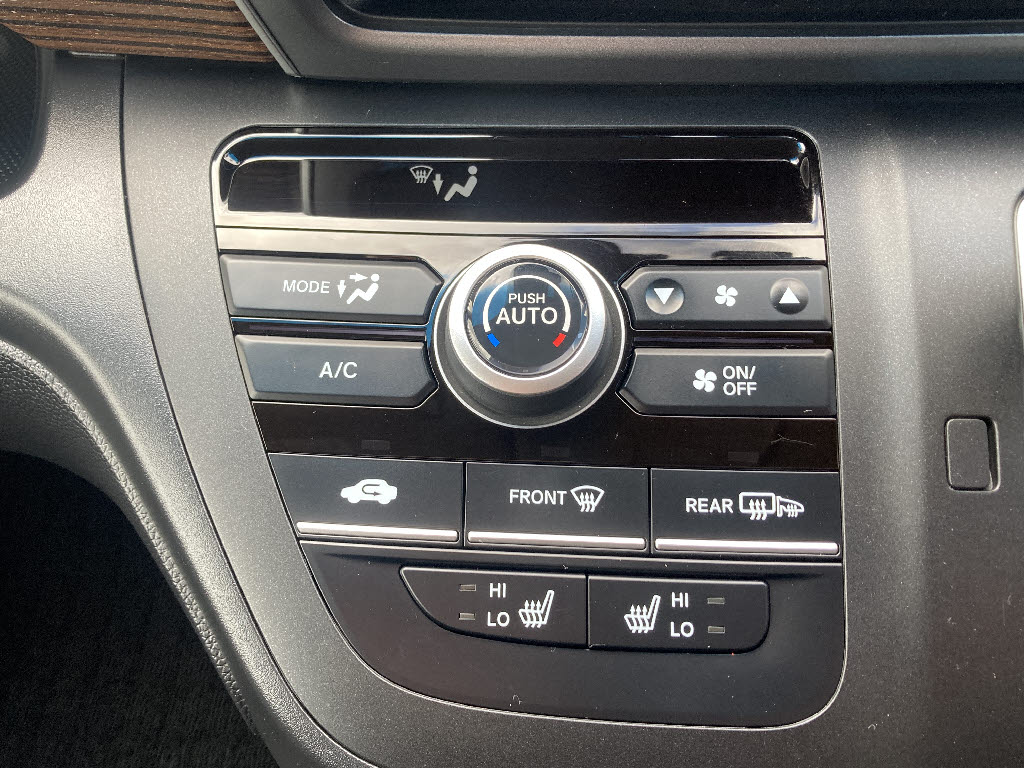 ホンダ フリード 4WD クロスター