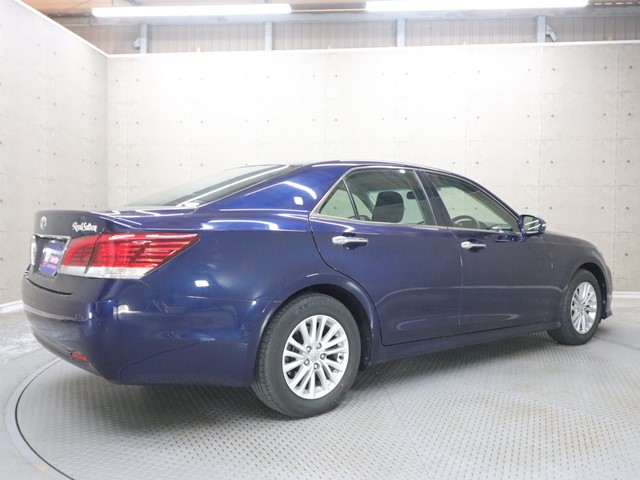 トヨタ クラウン ロイヤルサルーン