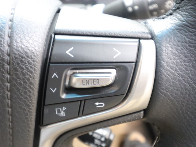 トヨタ クラウン ロイヤルサルーン