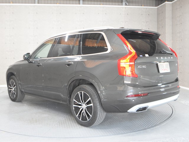 ボルボ ボルボ ＸＣ９０ D5 AWD ﾓﾒﾝﾀﾑ