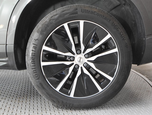 ボルボ ボルボ ＸＣ９０ D5 AWD ﾓﾒﾝﾀﾑ