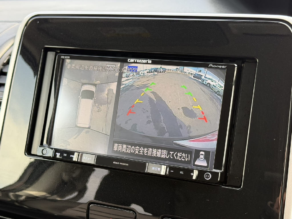 ニッサン セレナ ﾊｲｳｪｲｽﾀｰVｾﾚｸｼｮﾝ