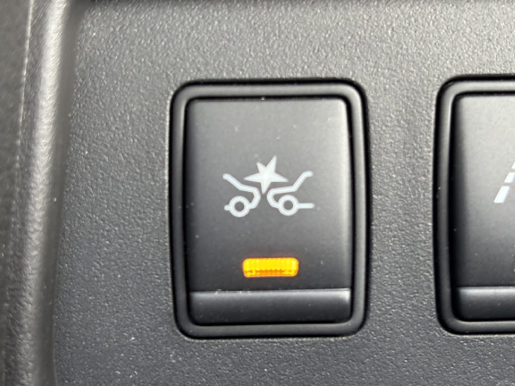 ニッサン セレナ ﾊｲｳｪｲｽﾀｰ Vｾﾚｸｼｮﾝ+ｾｰﾌﾃｨｱﾄﾞﾊﾞﾝｽﾄﾞｾ-ﾌﾃｨP