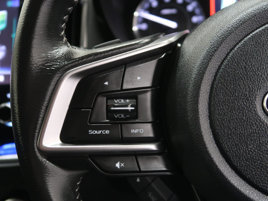 スバル インプレッサスポーツ 1.6i-Lｱｲｻｲﾄ