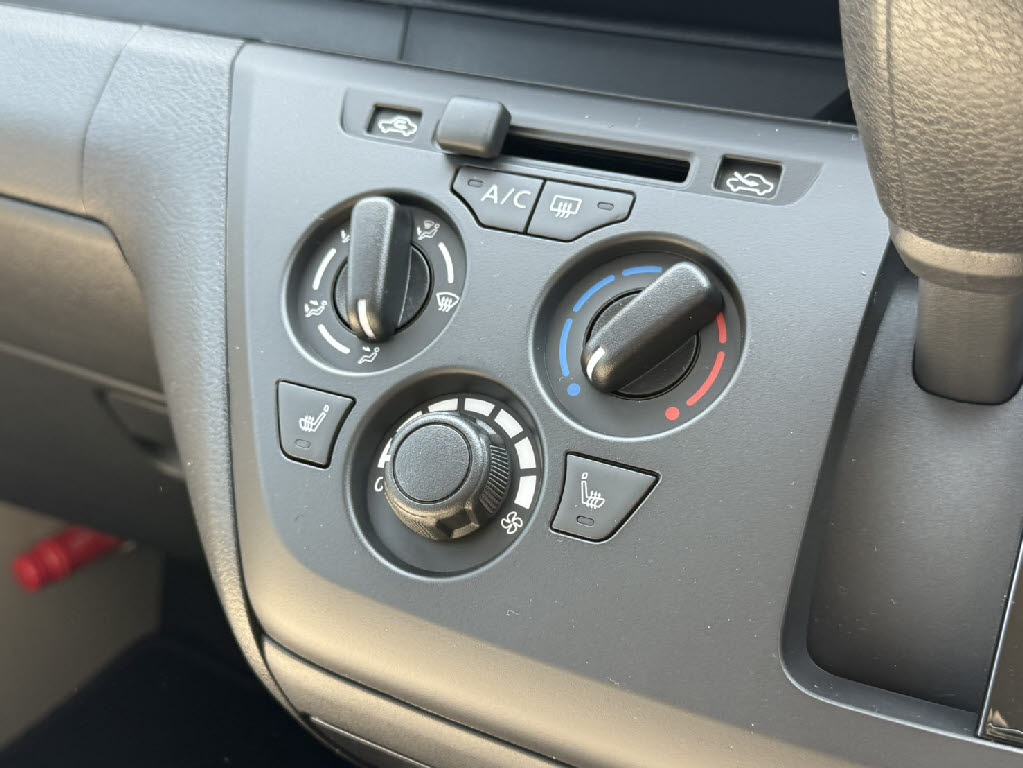 三菱 ｅＫワゴン M