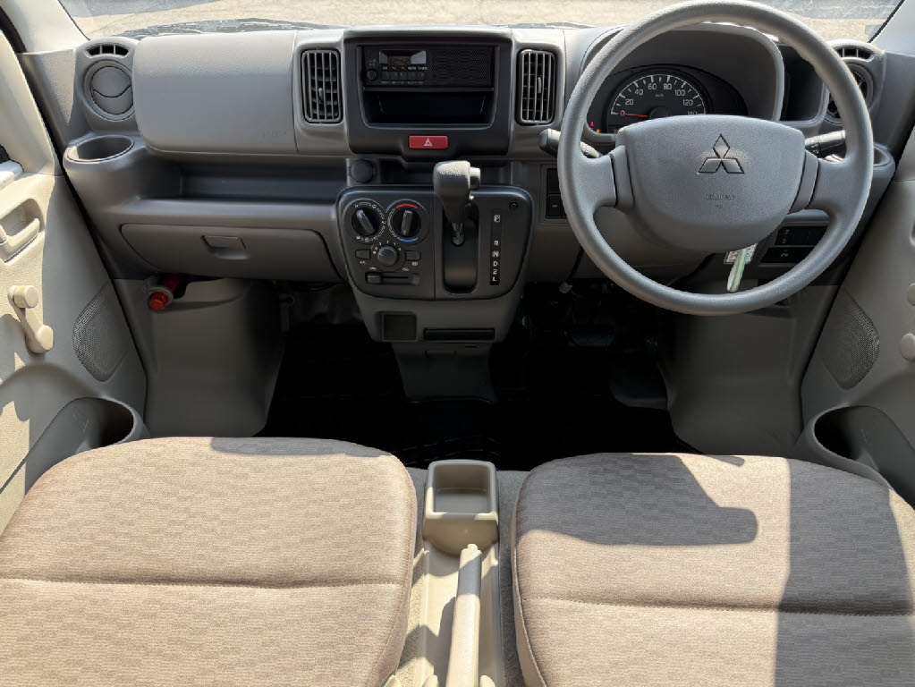 三菱 ミニキャブＶ E