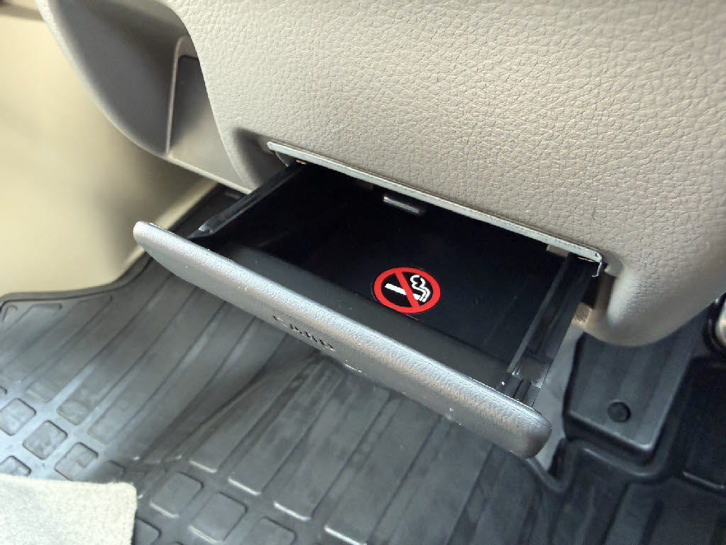 三菱 ミニキャブＶ E